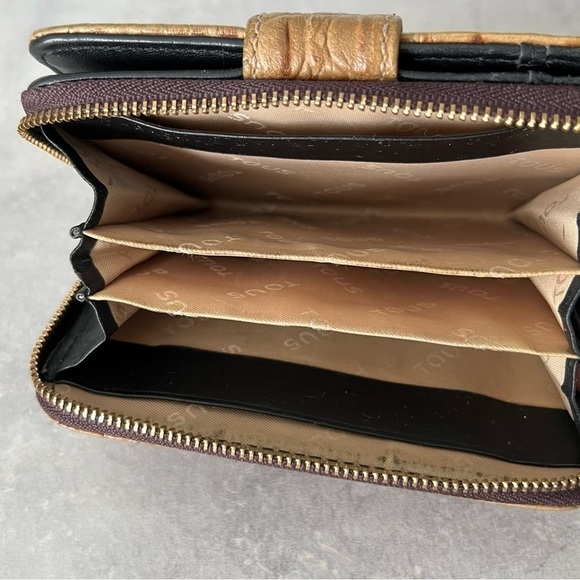 TOUS Croc Embossed Leather Wallet - Picture 8 of 14